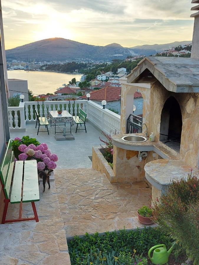 Apartments Gracia & Toni Trogir Kültér fotó